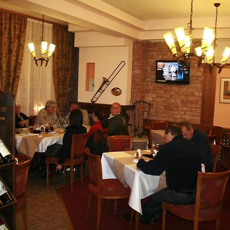 Hotel Nicol Пловдив Екстер'єр фото