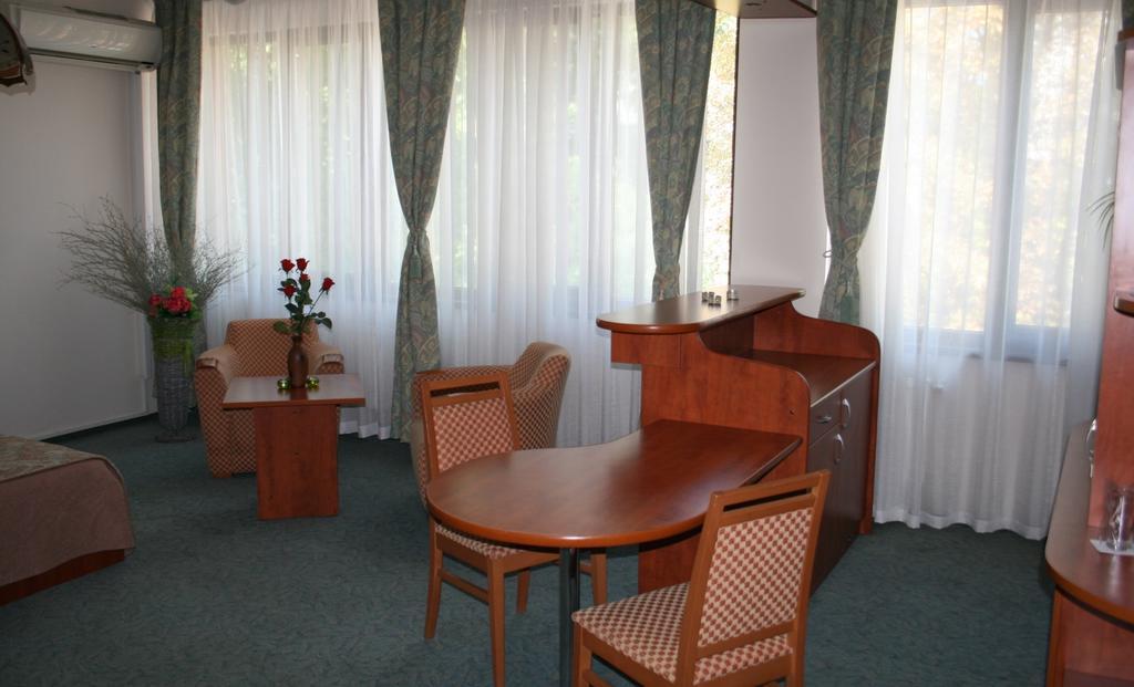 Hotel Nicol Пловдив Екстер'єр фото